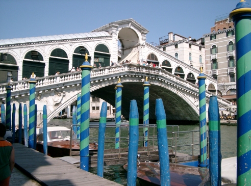 Rialto Bridge, Venice, Italy.